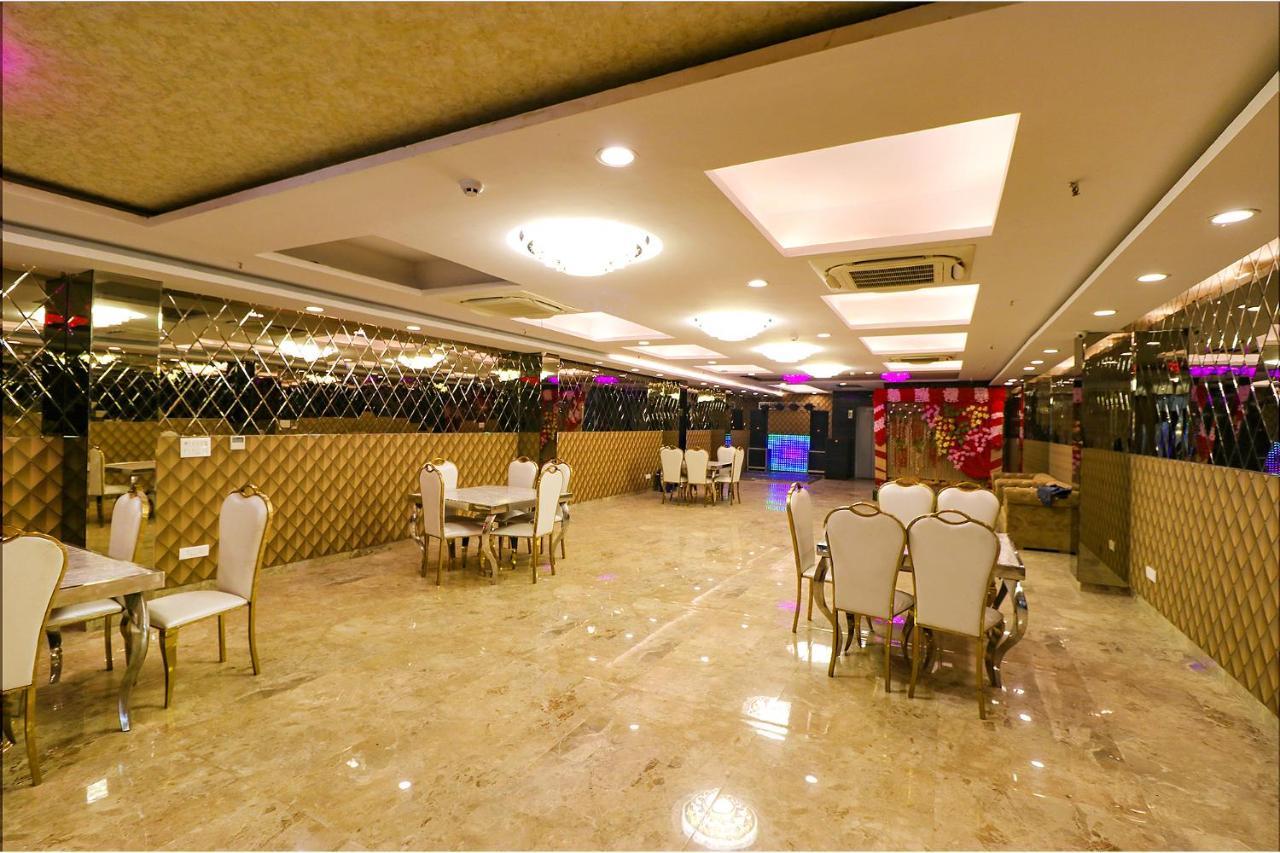 Fabhotel Corporate Stay Noida Exterior photo